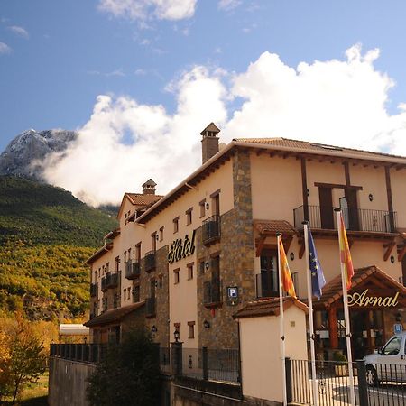 Hotel Arnal Ескалона Екстер'єр фото